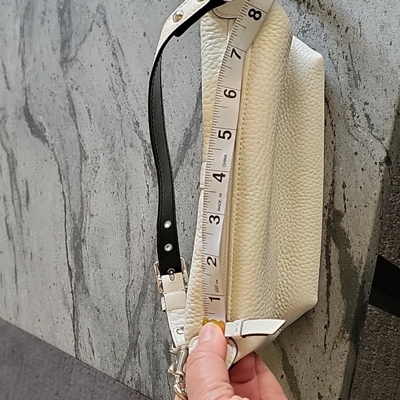 COACH Small/Mini Leatherware Bag Ivory Pebble Leather NWOT - Picture 11 of 13